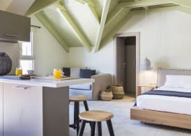 Argostoli Marina Suites 4