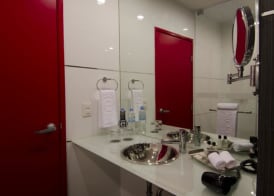 Ramada Encore by Wyndham Queretaro 5