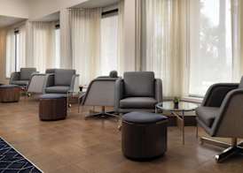 Courtyard by Marriott Palm Springs 4