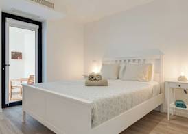 Mercy by the Sea by Holiday Rental Madeira 2
