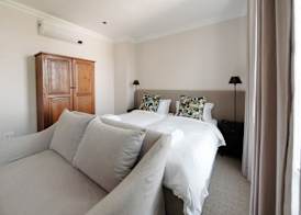Cape Finest - De Waterkant House 4