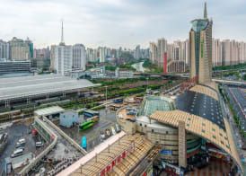 Holiday Inn SHANGHAI JING'AN by IHG 5