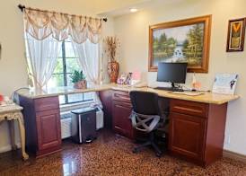 Howard Johnson by Wyndham Pasadena 3
