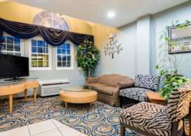 Microtel Inn & Suites by Wyndham Riverside 4