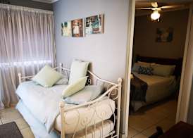 Smithland Centrally Located Accommodation 4