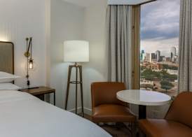 Sheraton Suites Market Center Dallas 4