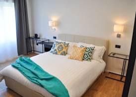 EVA LUXURY ROOMS CAGLIARI 4