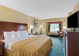 Ramada by Wyndham Kittery 2