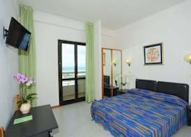 Hotel Borgo Marina 3