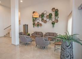 Bohemian Gardens Hotel 3