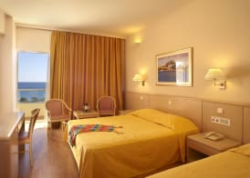 Blue Sea Beach Resort 4