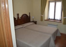 Hostal Revinuesa 3