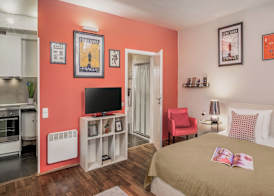 4 Arts Apartments by Adrez 5