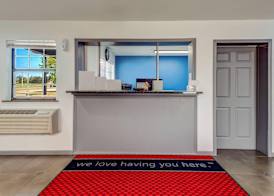 Econo Lodge Inn & Suites Enid South 4