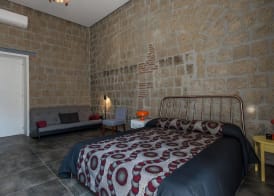 Magma Home - Rooms & Roof 5