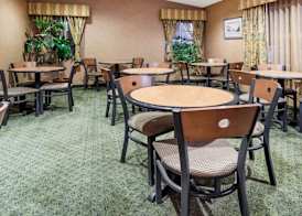 Ramada by Wyndham Frisco 2