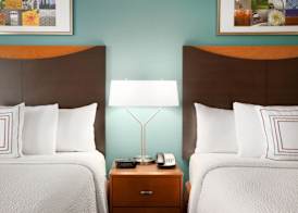 Fairfield Inn & Suites Dallas Park Central 5