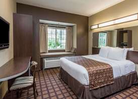 Microtel Inn & Suites by Wyndham Jacksonville Airport 5