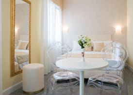 Guest House Train Station Venice - Atika & Atif 5