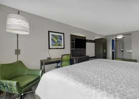 Holiday Inn Express & Suites KANSAS CITY-GRANDVIEW by IHG 5