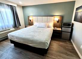 Lincoln Inn 4