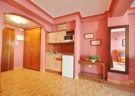Unique Hotel Apartments 5