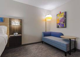 Holiday Inn Express HARTFORD - NEWINGTON by IHG 3