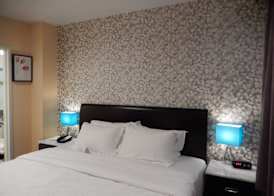 Quality Inn near Sunset Park 3