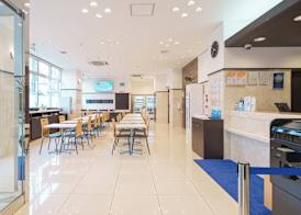 Toyoko Inn Shin-Osaka-eki Higashi-guchi 4