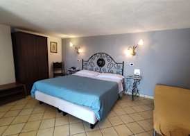 La Rosa Sul Mare 5