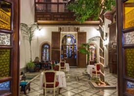 Riad Les Remparts De Fès 2