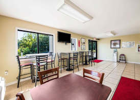 Econo Lodge Waynesville 4