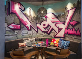 Moxy Osaka Honmachi 4
