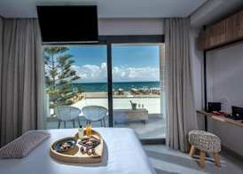 Enorme Teatro Beach - Adults Only 2