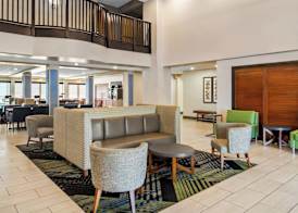 Holiday Inn Express & Suites JACKSONVILLE SE- MED CTR AREA by IHG 4
