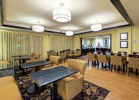 Hampton Inn Baton Rouge-I-10 & College Dr. 4