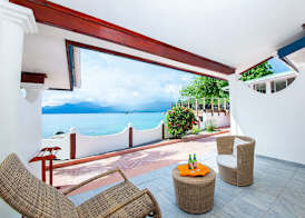 Anse Soleil Beachcomber Hotel and Self Catering 3