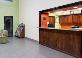 Super8 by Wyndham NEARBY Clearwater St Petersburg International Airport 3