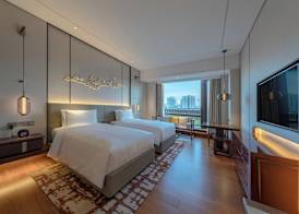 HUALUXE Beijing Xinan 4