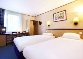 The Raceby Hotel, Doncaster South Yorkshire, Part of the AG Collection 3