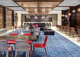 Hampton Inn & Suites Richmond - Downtown, VA 3