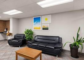 Days Inn by Wyndham Phenix City Near Fort Benning 3