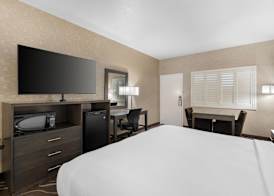 Best Western Plus Park Place Inn - Mini Suites 5