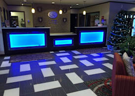 Comfort Suites Uniontown 4