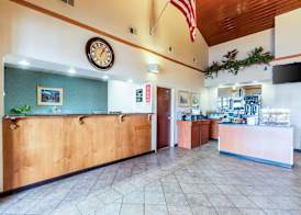 Econo Lodge Inn & Suites Middletown - Winchester South 2