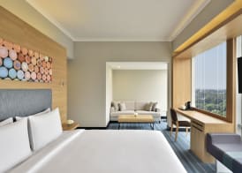 Aloft by Marriott New Delhi Aerocity 4