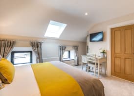 Kingston’s Townhouse 5