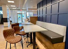 Howard Johnson by Wyndham Winnipeg West 3