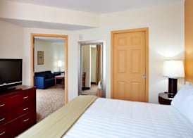 Holiday Inn Express & Suites BROOKSVILLE-I-75 by IHG 4