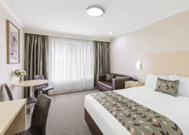 Garden City Hotel, Best Western Signature Collection 4